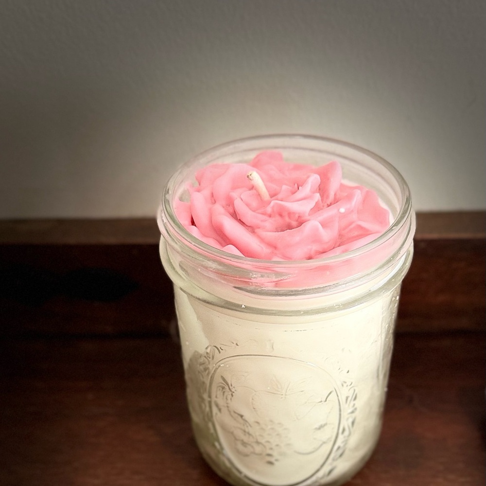 Hand Made Luxury Soy Candle - - Picture 4 of 15